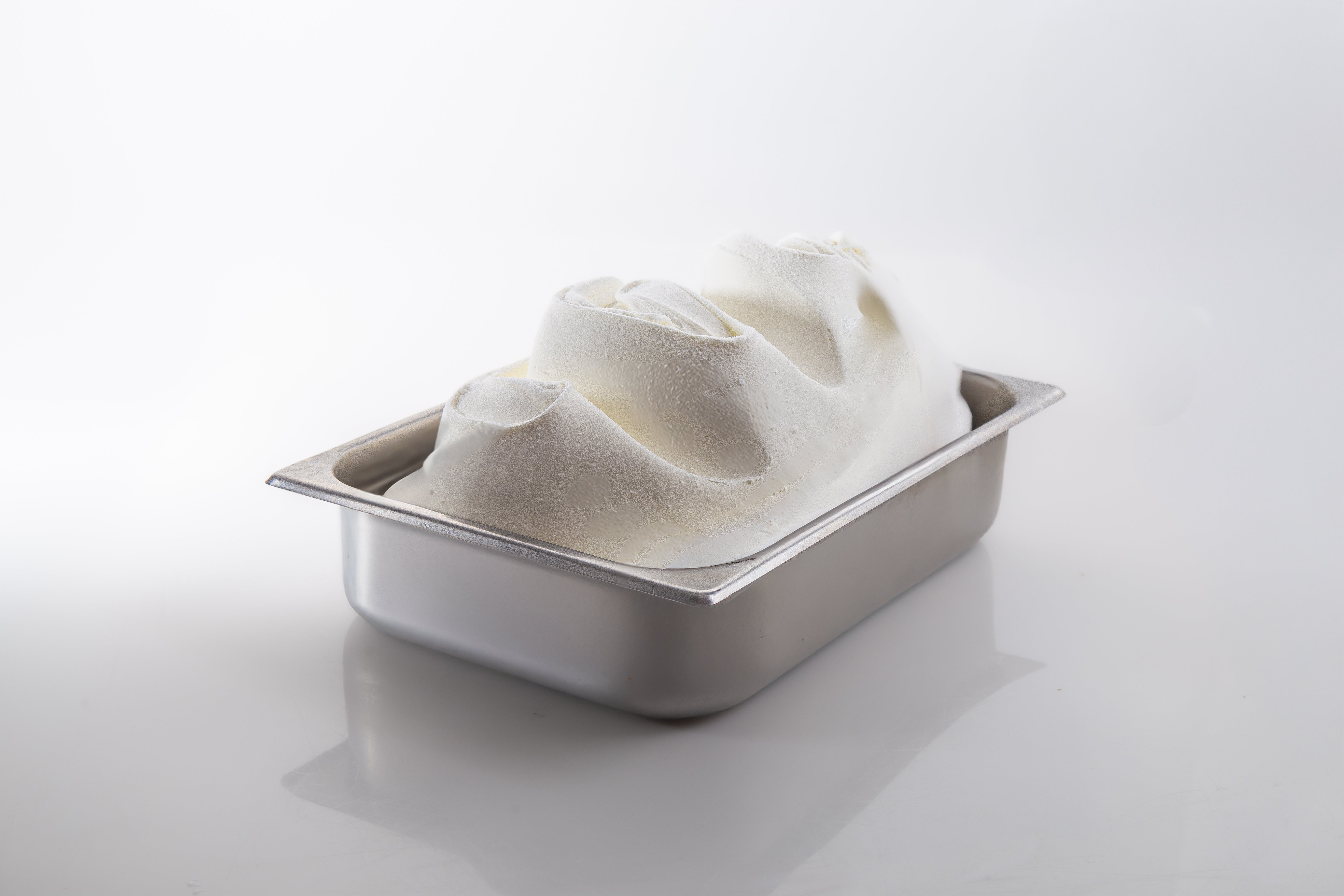 JOYBASE PASSION S.A. 100 8